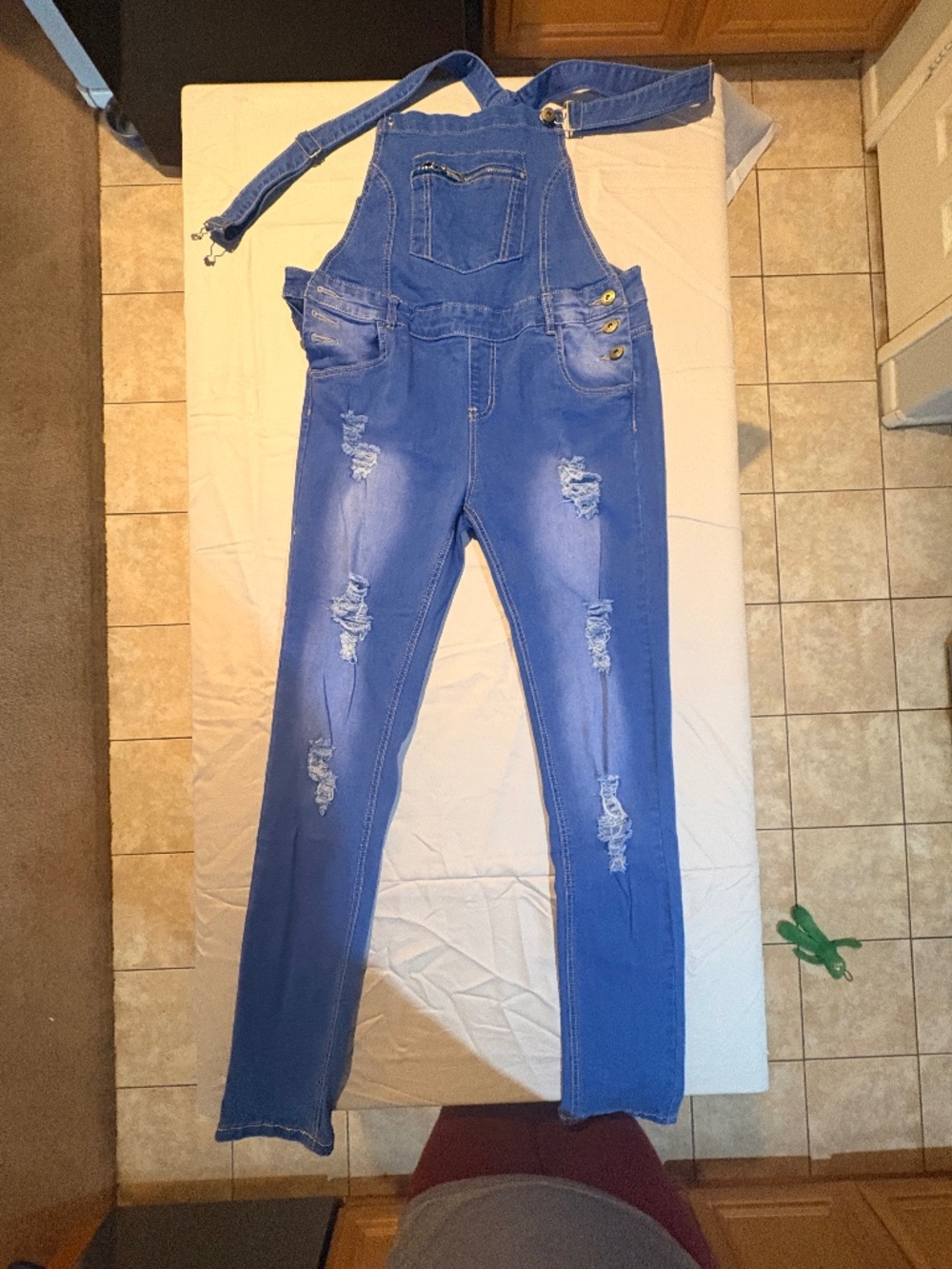Woman’s skinny overalls